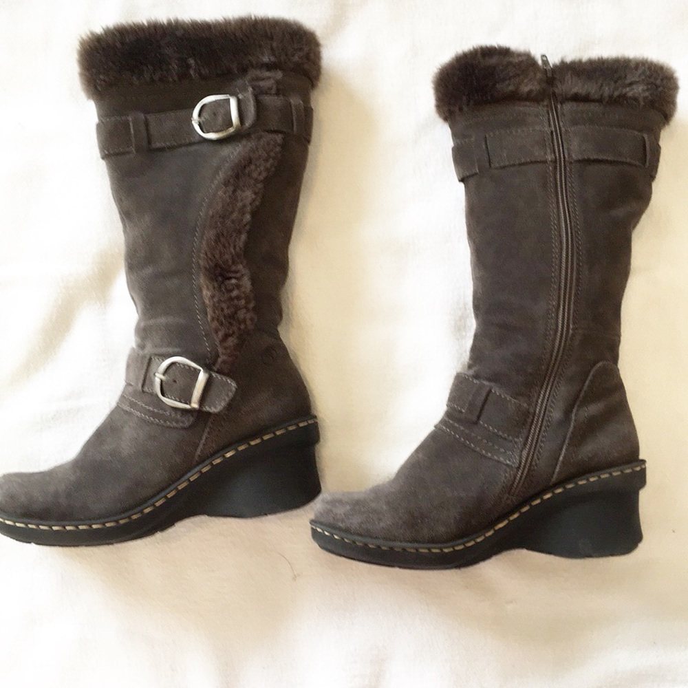 SOLD ๐๐๐Dark grey BareTraps Boots sz 7M - Picture 1 of 8